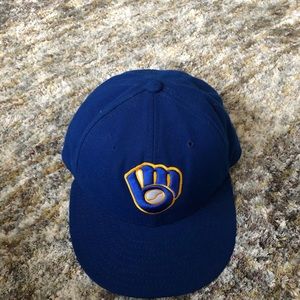 Retro royal blue Milkwakee Brewers fitted New Era hat. Size 7 1/8.